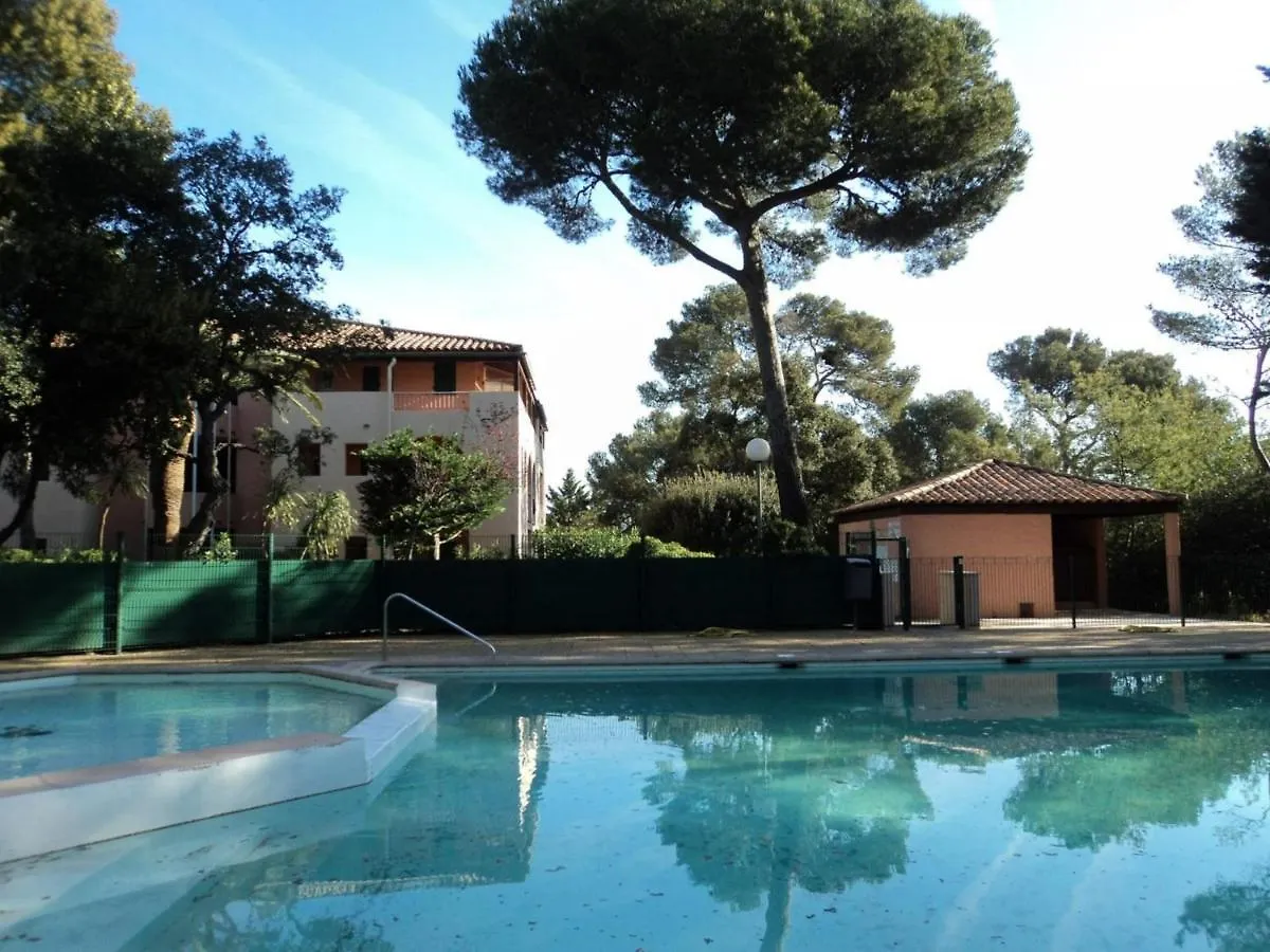 Appartement 2 Pieces Avec Terrasse, Piscine, Parking Prive Et Proche Plage A Saint-Aygulf - Fr-1-226A-87 Saint Aygulf