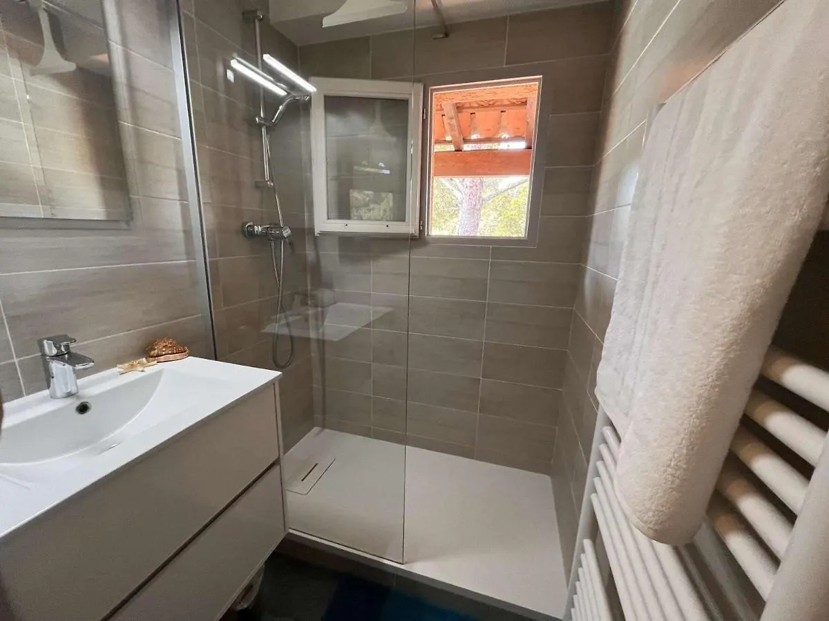 Appartement 2 Pieces Avec Terrasse, Piscine, Parking Prive Et Proche Plage A Saint-Aygulf - Fr-1-226A-87 Saint Aygulf 0*,